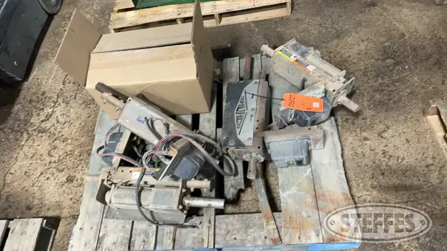 Shur-Co ProTrap hopper openers