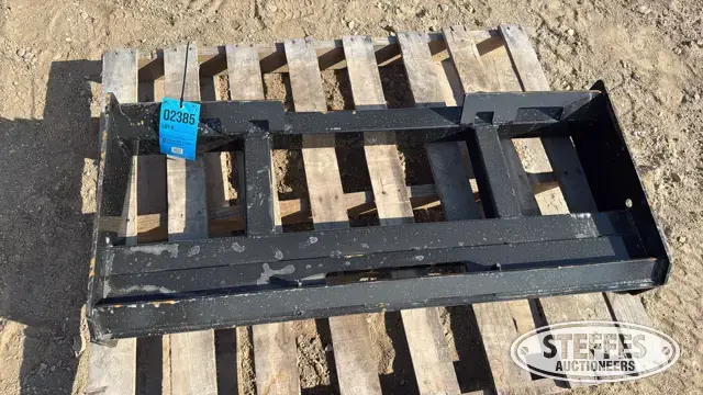 Pallet fork frame