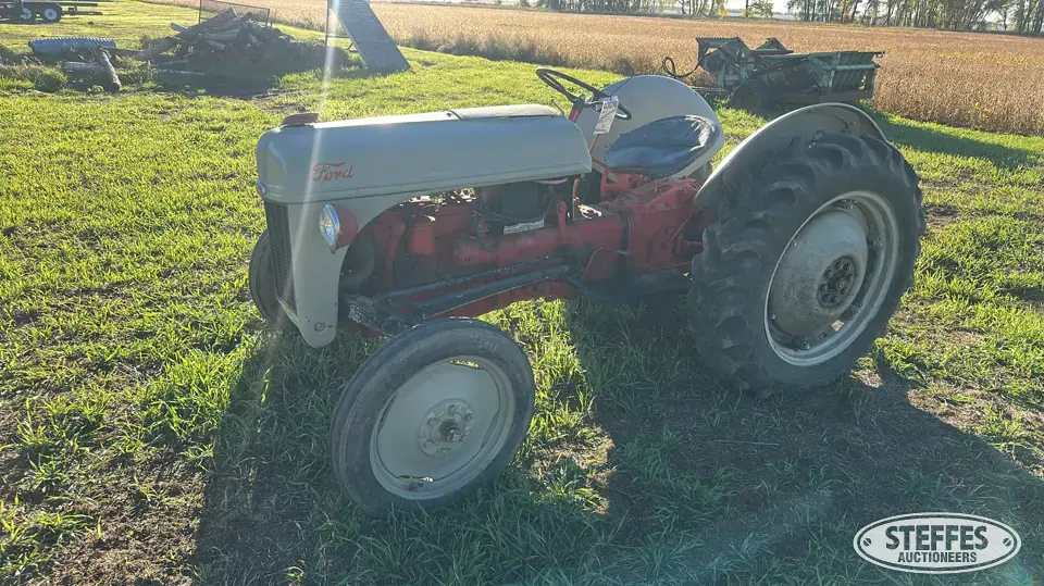 Ford 8N Collectible Tractor