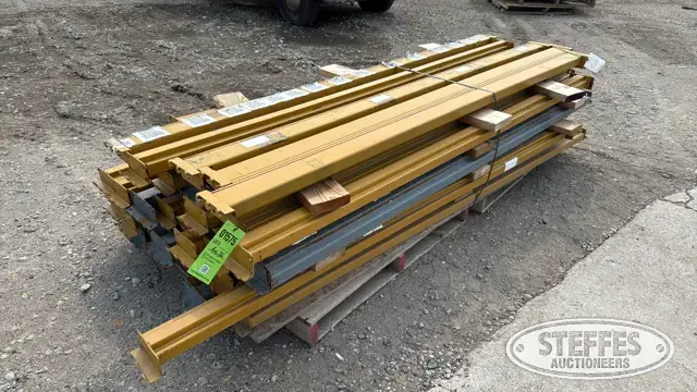 (36) Pallet racking crossmembers