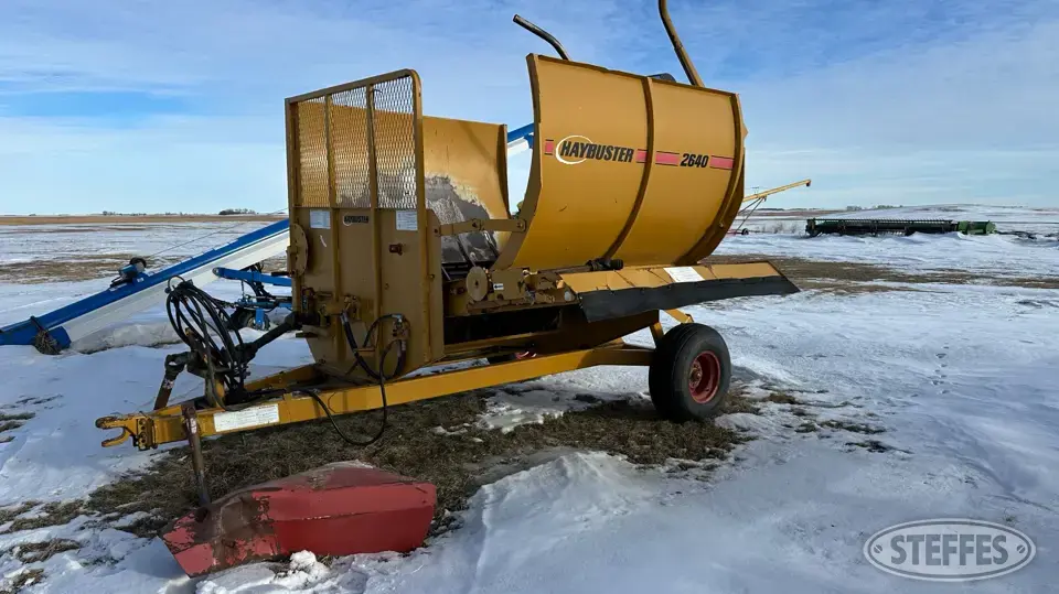 Haybuster 2640 Bale Handling