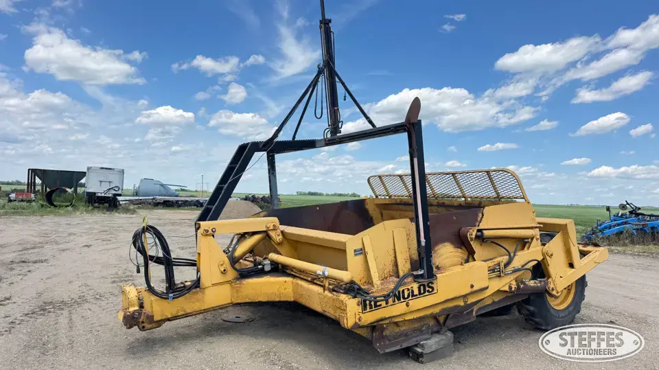 Reynolds 14C Pull Scraper