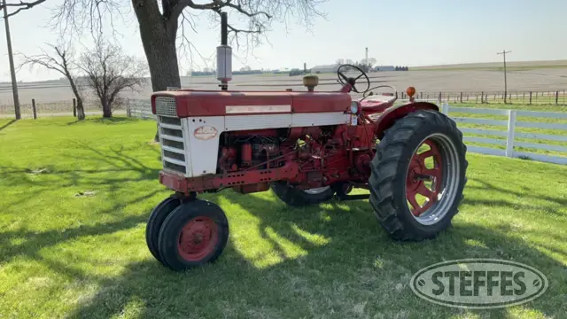 1959 Farmall 460