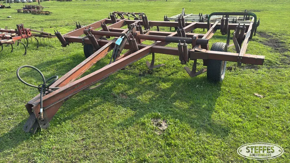Chisel plow