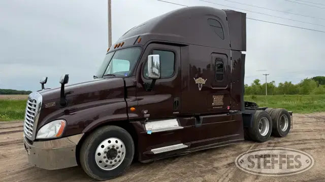 2016 Freightliner Cascadia 125