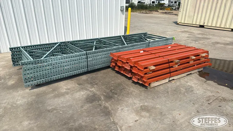Pallet racking Storage and Bench