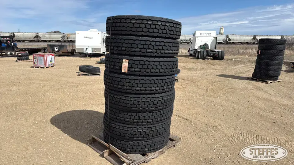 (8) Aosen ALD811 11R24.5 tires Truck Tire
