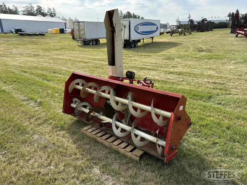 Buhler Farm King Y960Q 3 Pt. Snowblower