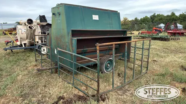 Vern’s Mfg. creep feeder