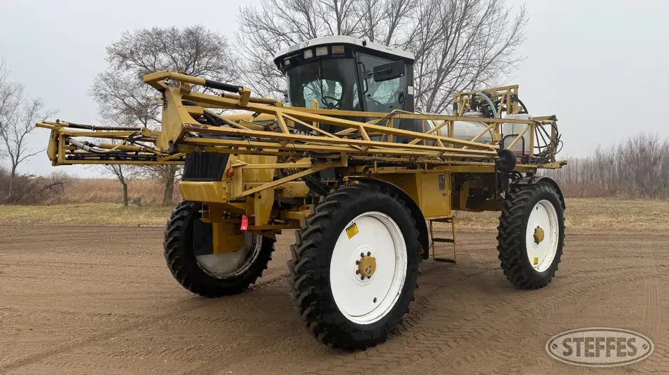 2001 RoGator 854 Self-Propelled Sprayer