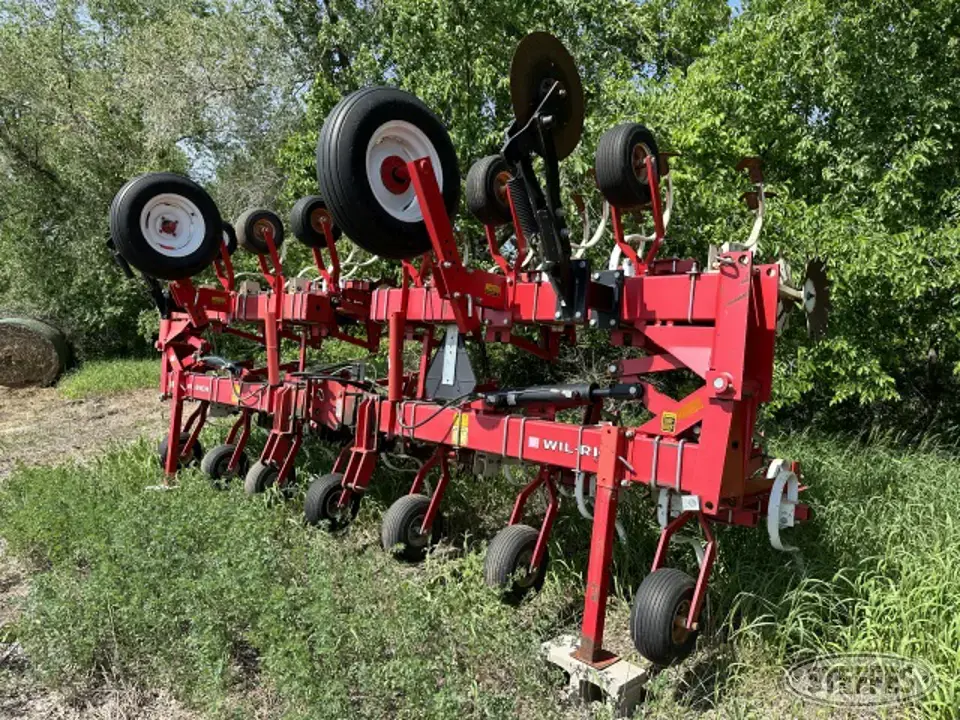 Wil-Rich Row Crop Cultivator