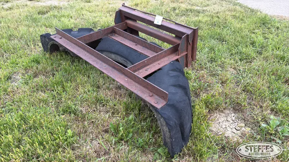 Skid steer pusher Skid Steer Bucket