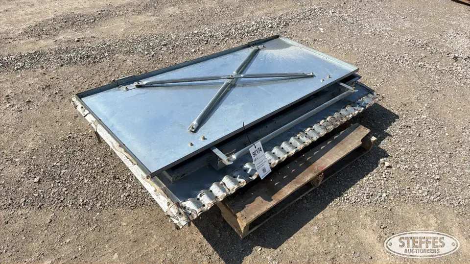 Grain bin door Bin Accessory