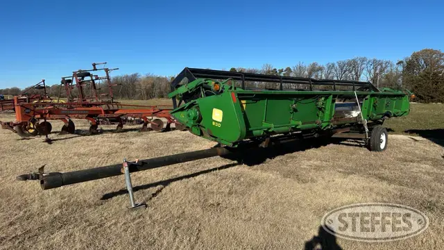 1998 John Deere 930