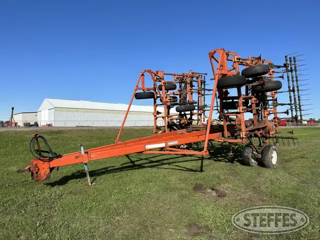 Allis Chalmers 1400