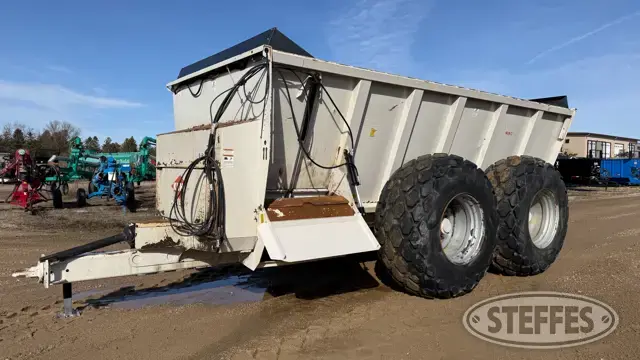 2014 Kuhn Knight Slinger 8150