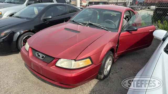 2000 Ford Mustang