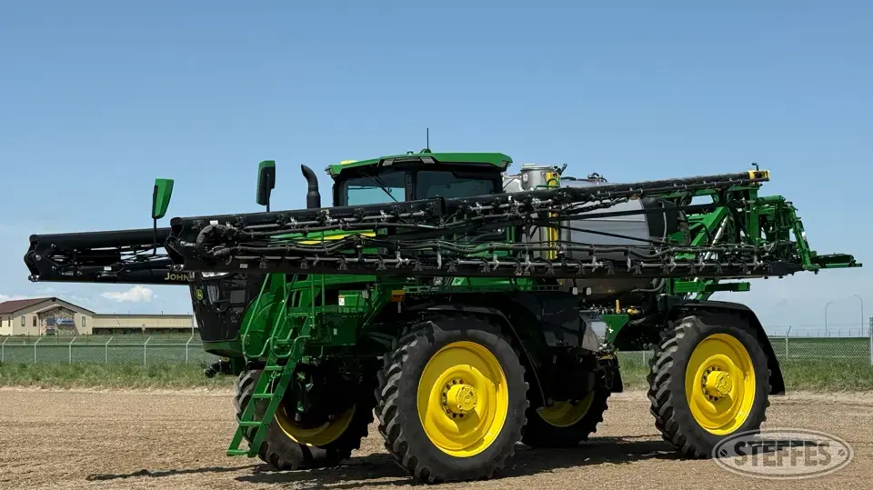 2023 John Deere 616R Self-Propelled Sprayer