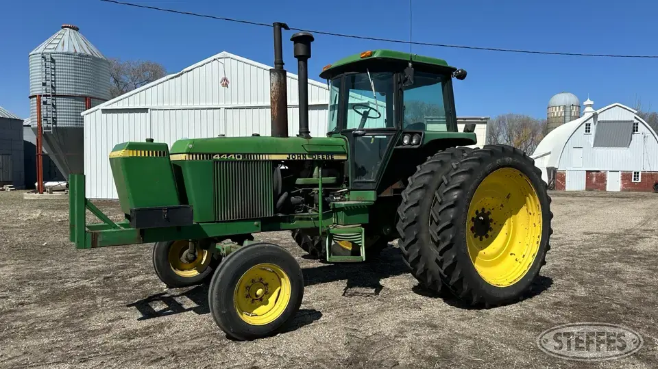 1982 John Deere 4440 2WD Tractor