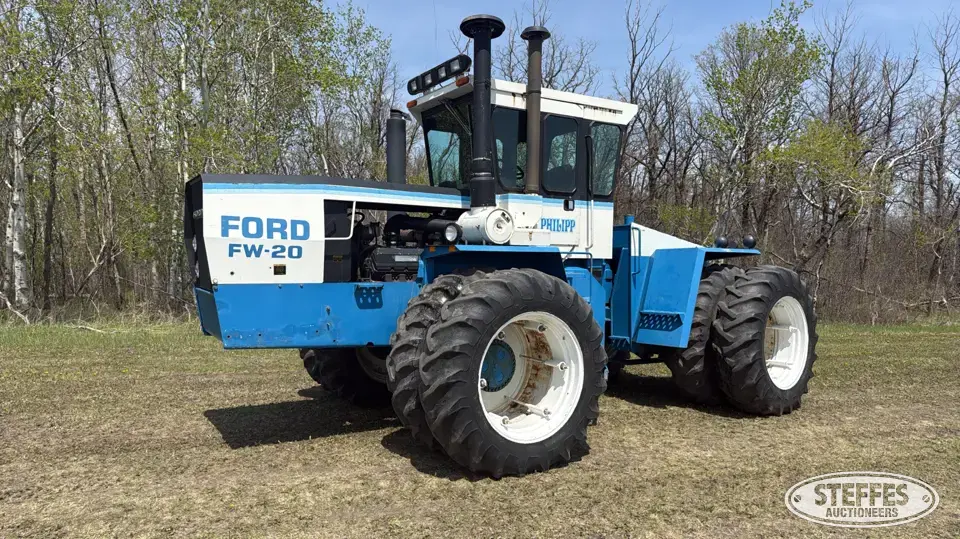 1980 Ford FW-20 4WD Tractor