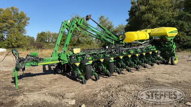 2012 John Deere 1770NT