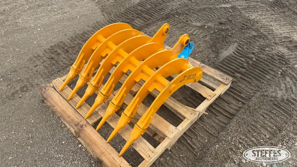 GIYI E31851 Excavator Attachment