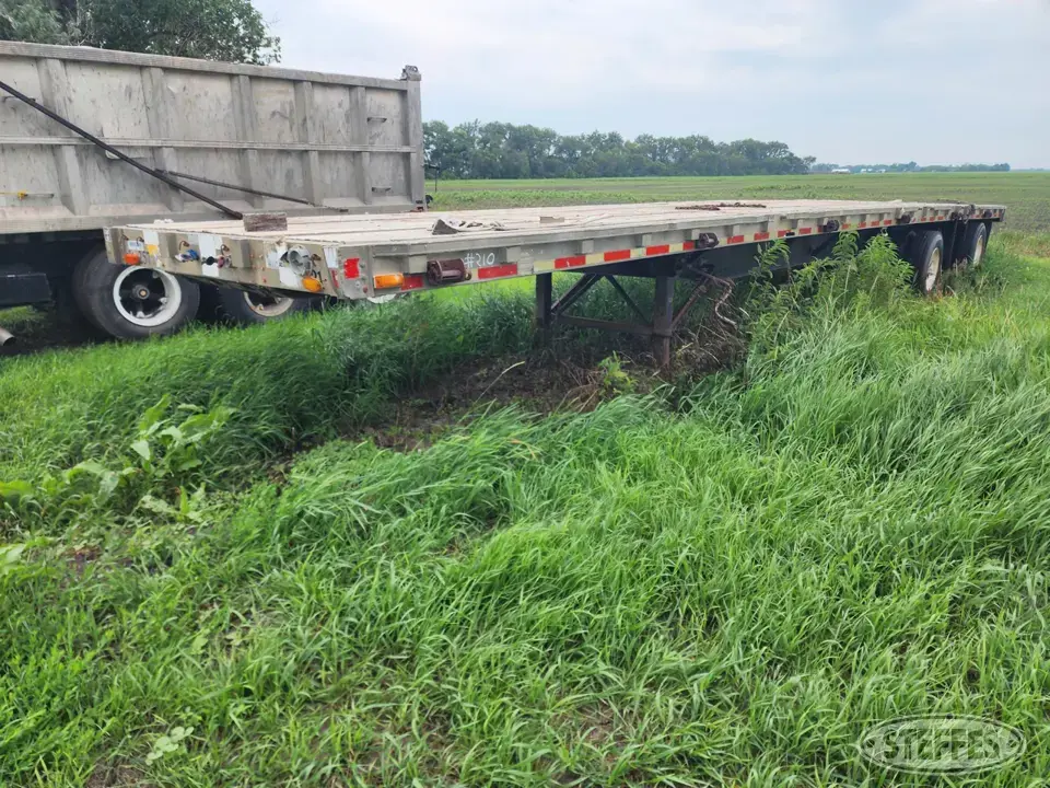 1992 Wilson GF900 Flatbed Trailer