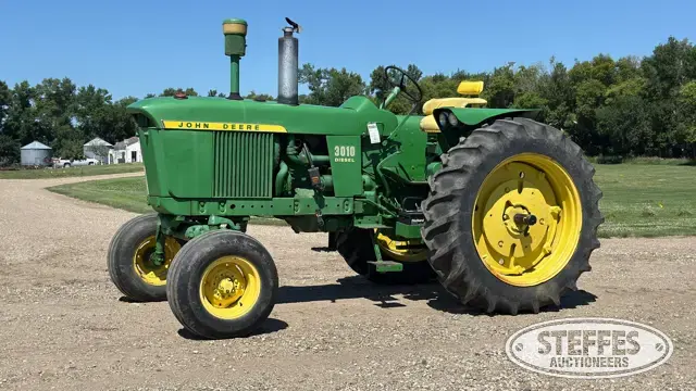 1961 John Deere 3010