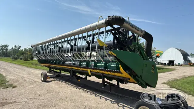 2010 John Deere 630F