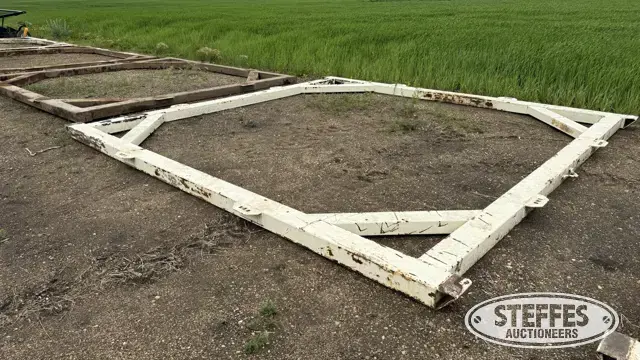 Hopper bin base