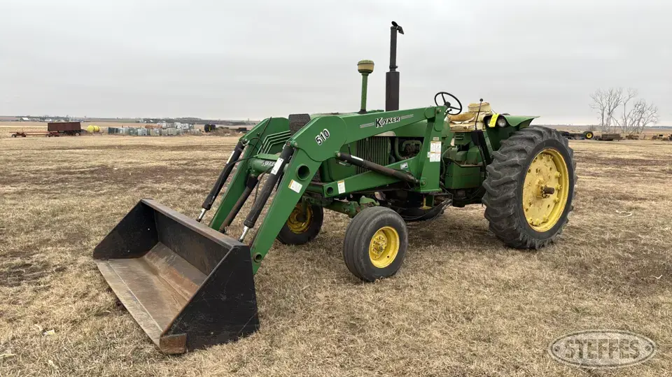 1965 John Deere 3020 2WD Tractor