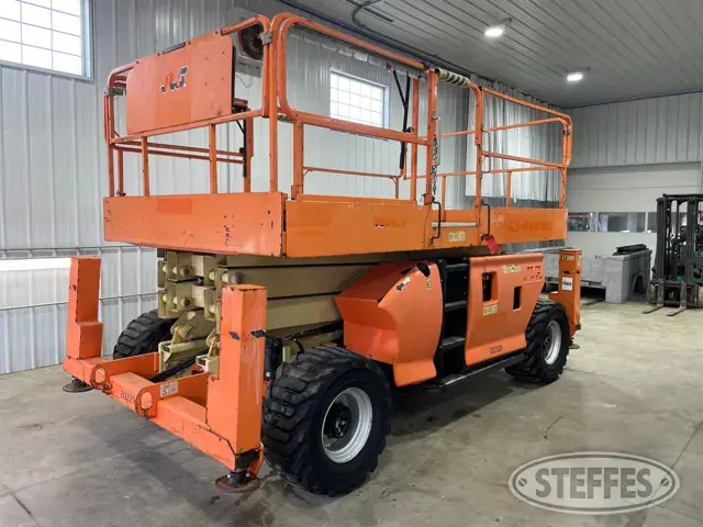 2012 JLG 3394RT