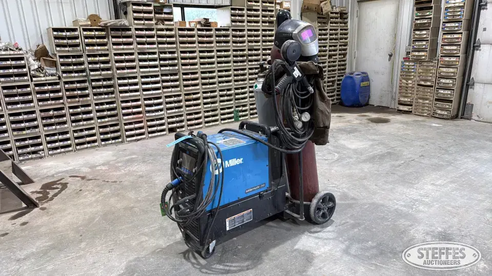 Miller Millermatic 255 Welding