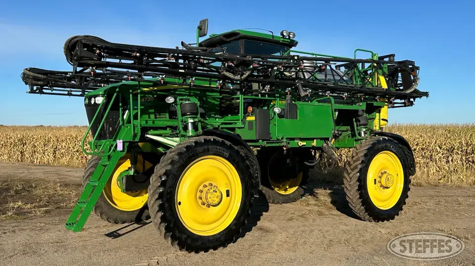 2010 John Deere 4730 Self-Propelled Sprayer