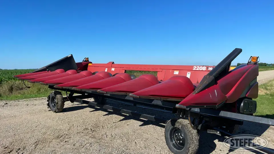 2006 Case IH 2208 Corn Head
