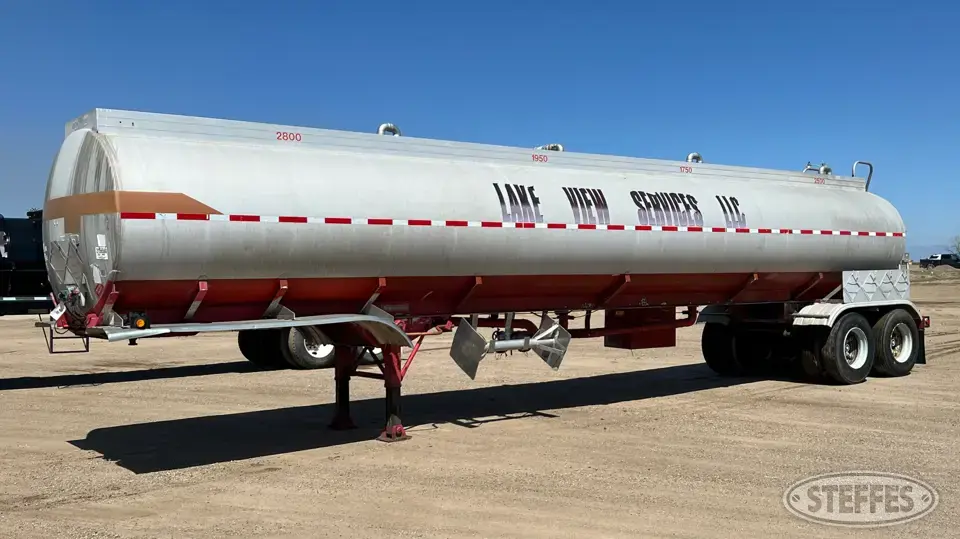 1983 Trailmobile F15S-42CT Tank Trailer