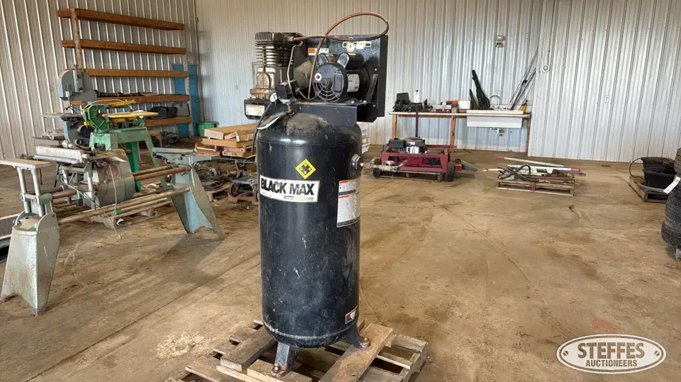 1995 Coleman B600BPL69V Air Tools and Compressor