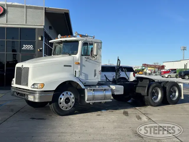 1998 IHC 9200