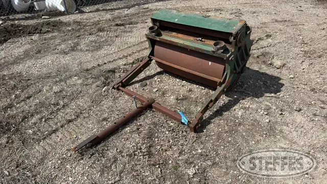 Pull-type compactor