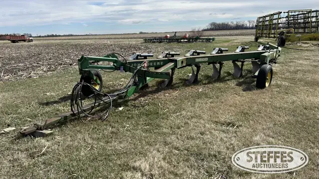 John Deere 3600