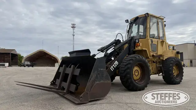1990 CAT IT12B
