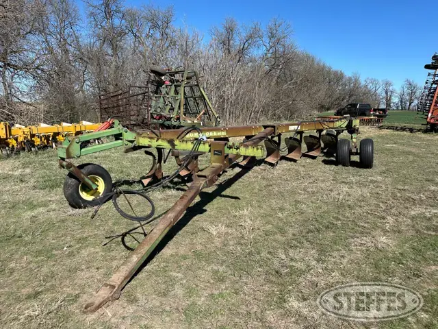 John Deere 3600