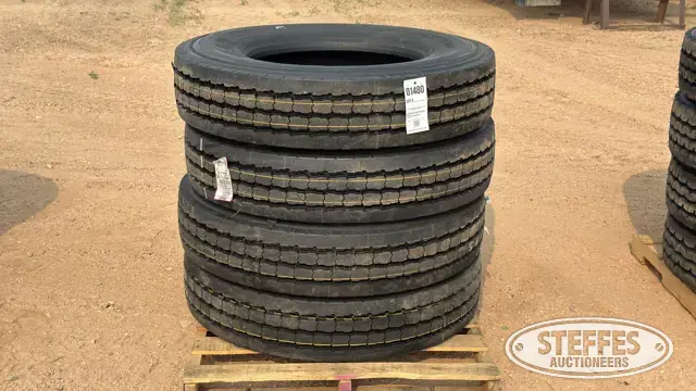 (4) 11R24.5 tires