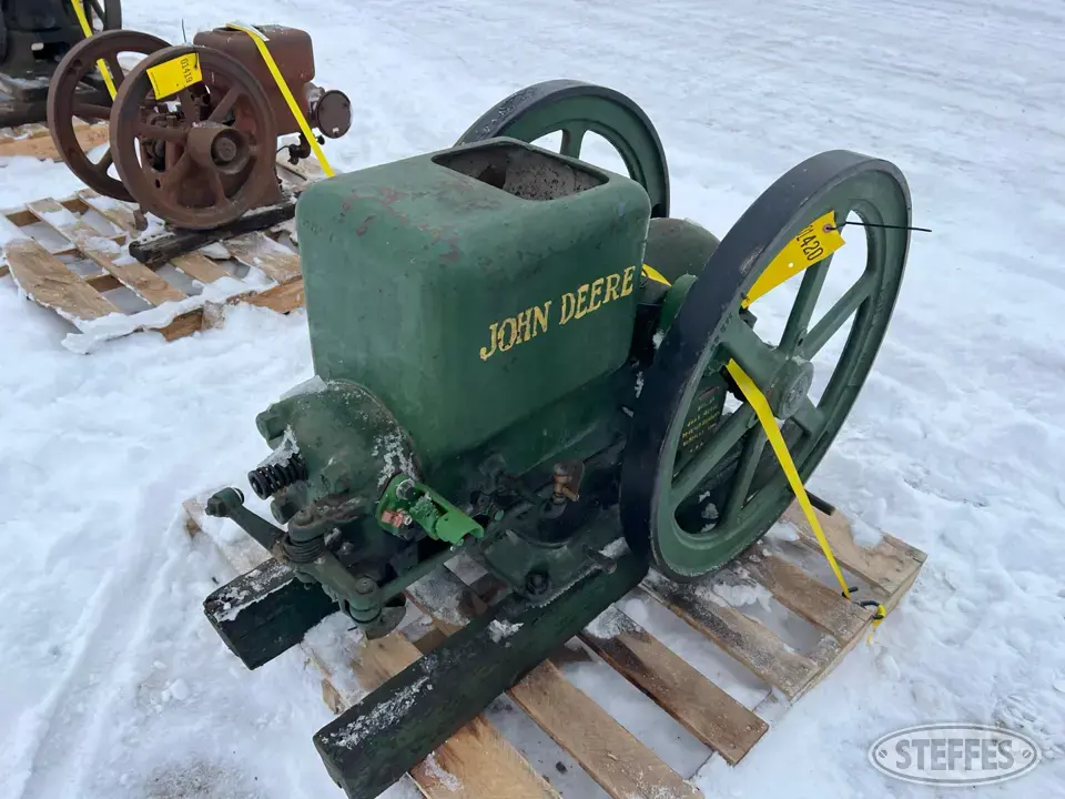 John Deere Stationary Engine