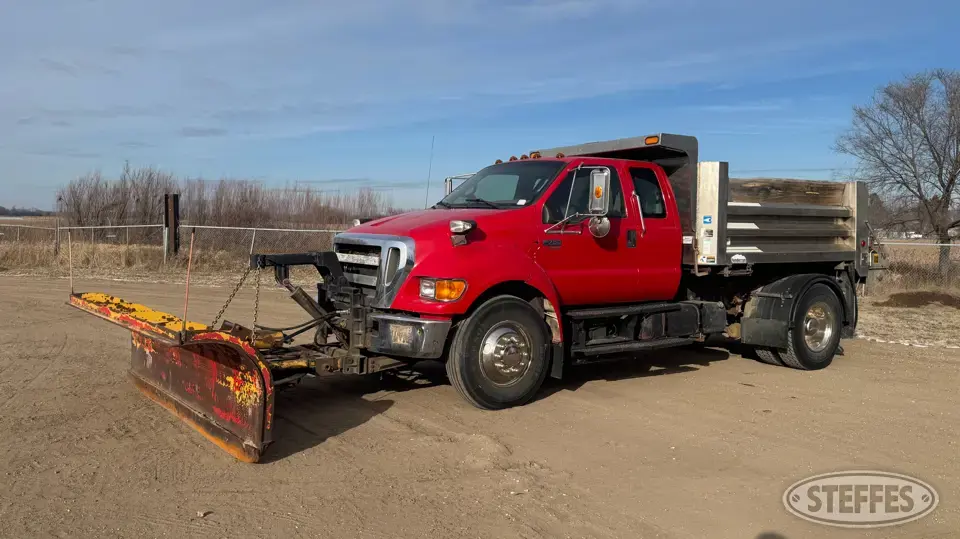 2007 Ford F750 Over 1 Ton Pickup