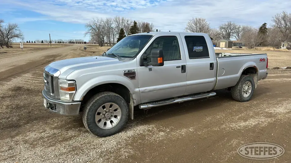 2008 Ford F-350 Super Duty XLT 1 Ton Pickup