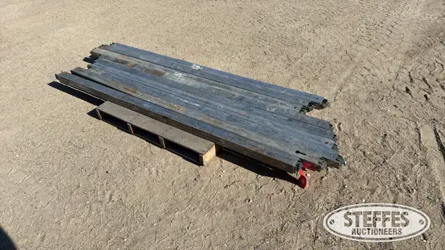 (9) E-trac logistic bars