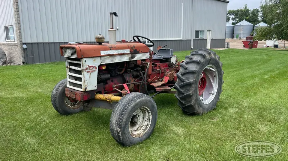 1963 International 340 Utility Collectible Tractor