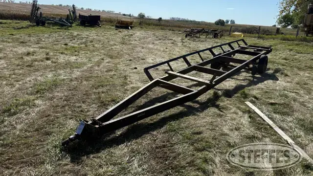 Shop-built tandem axle header trailer