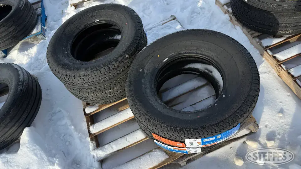 (4) Durun ST225/75R15 trailer tires Passenger-Light Truck Tire